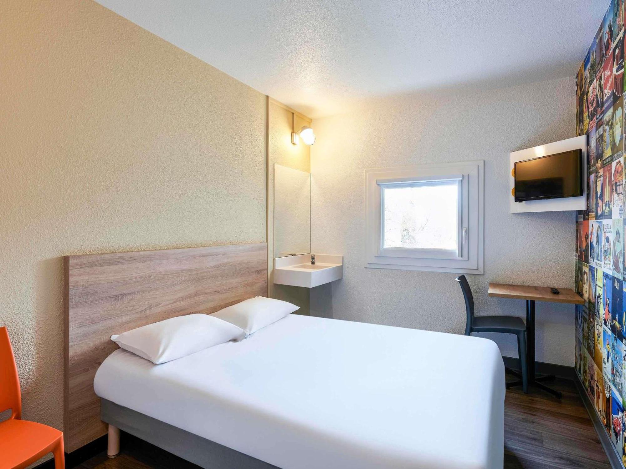 Hotelf1 Est Hotel Marseille